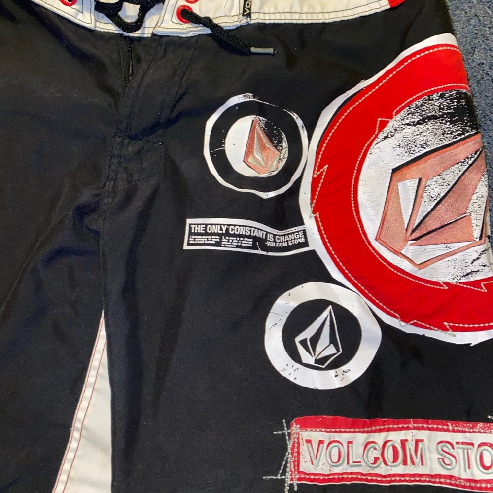 Vintage Volcom stone board shorts